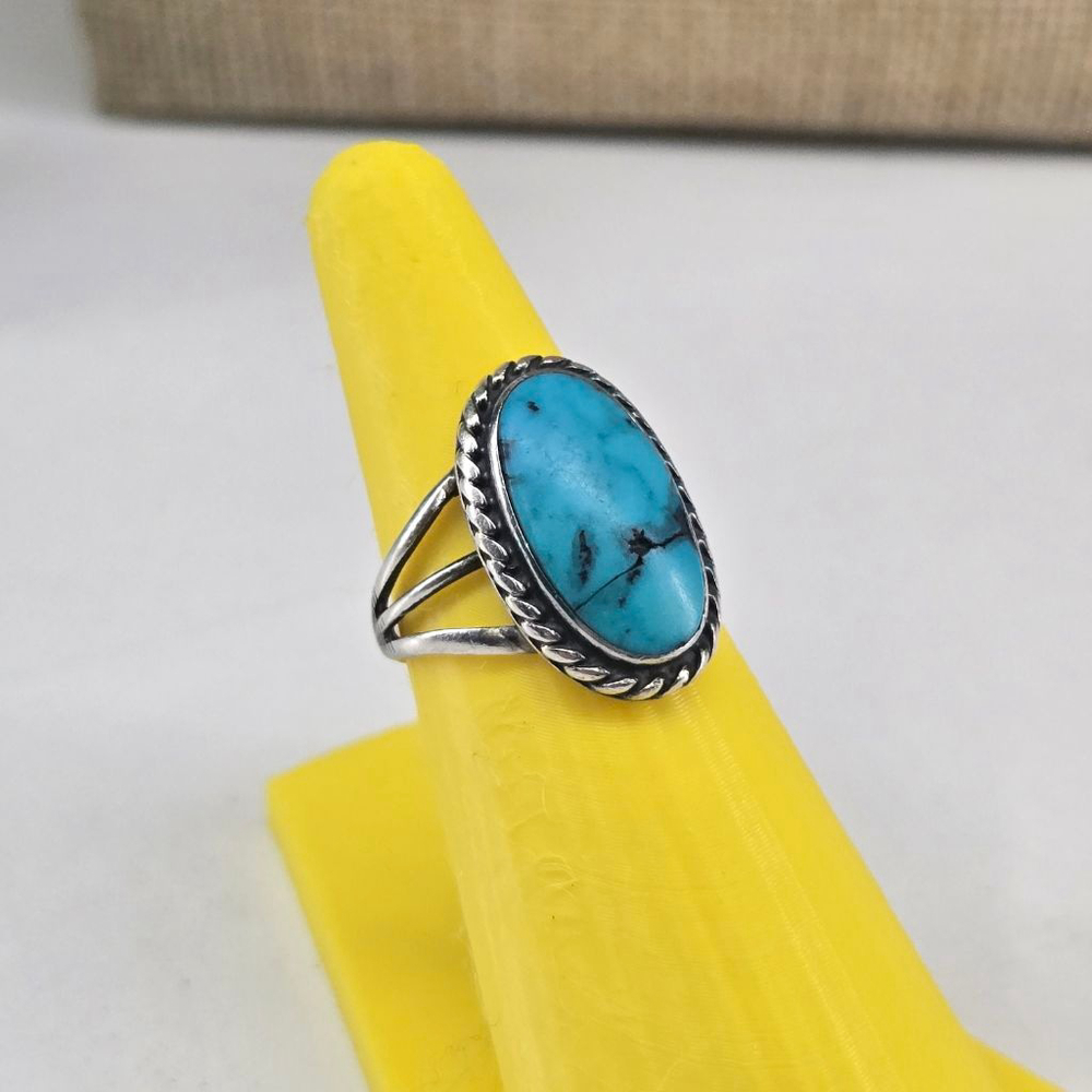 Handcrafted Women's Sterling Silver Kingman Turquoise Ring Size 7 Southwestern